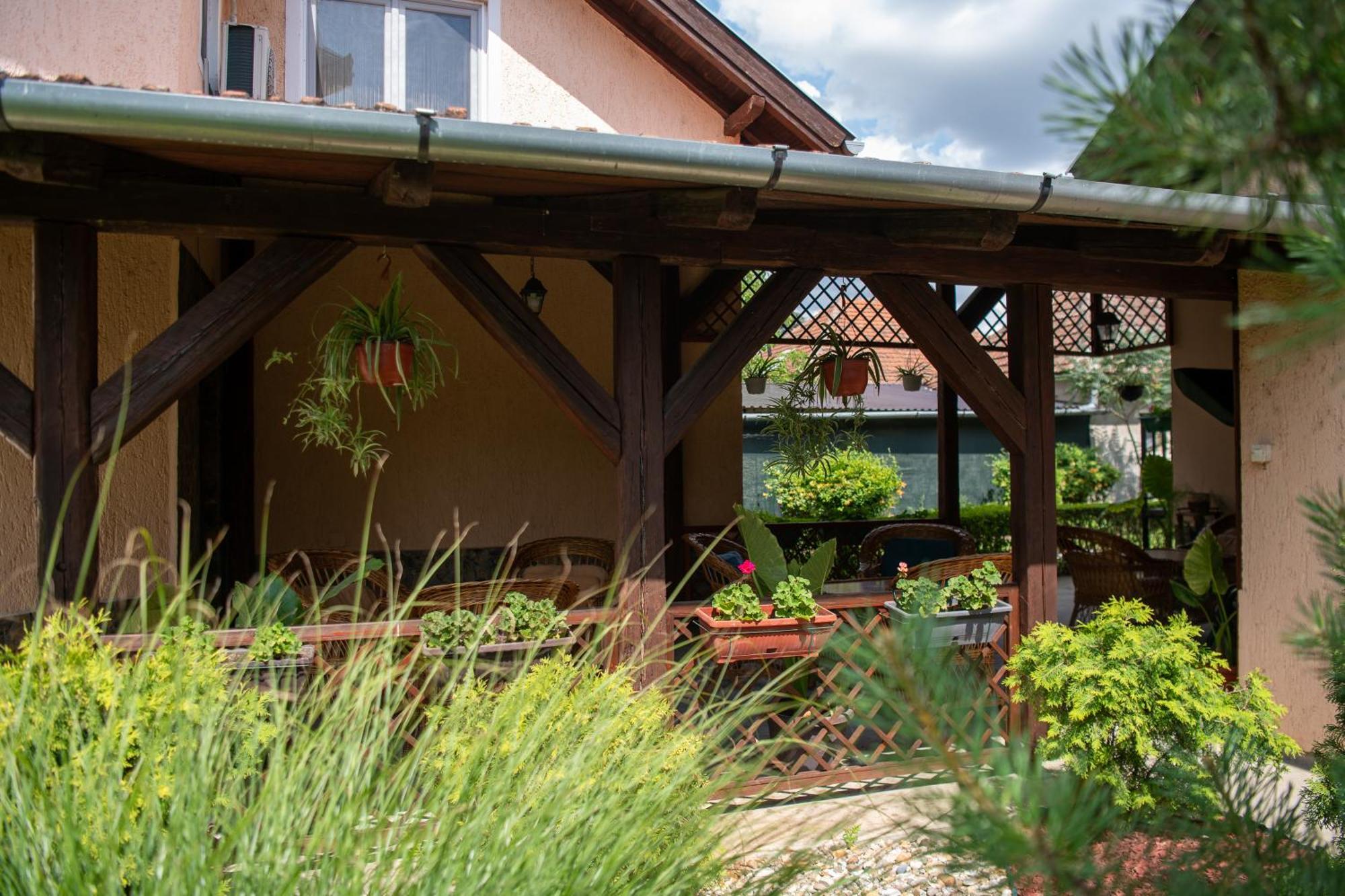 Guesthouse Kristina Palic Ngoại thất bức ảnh