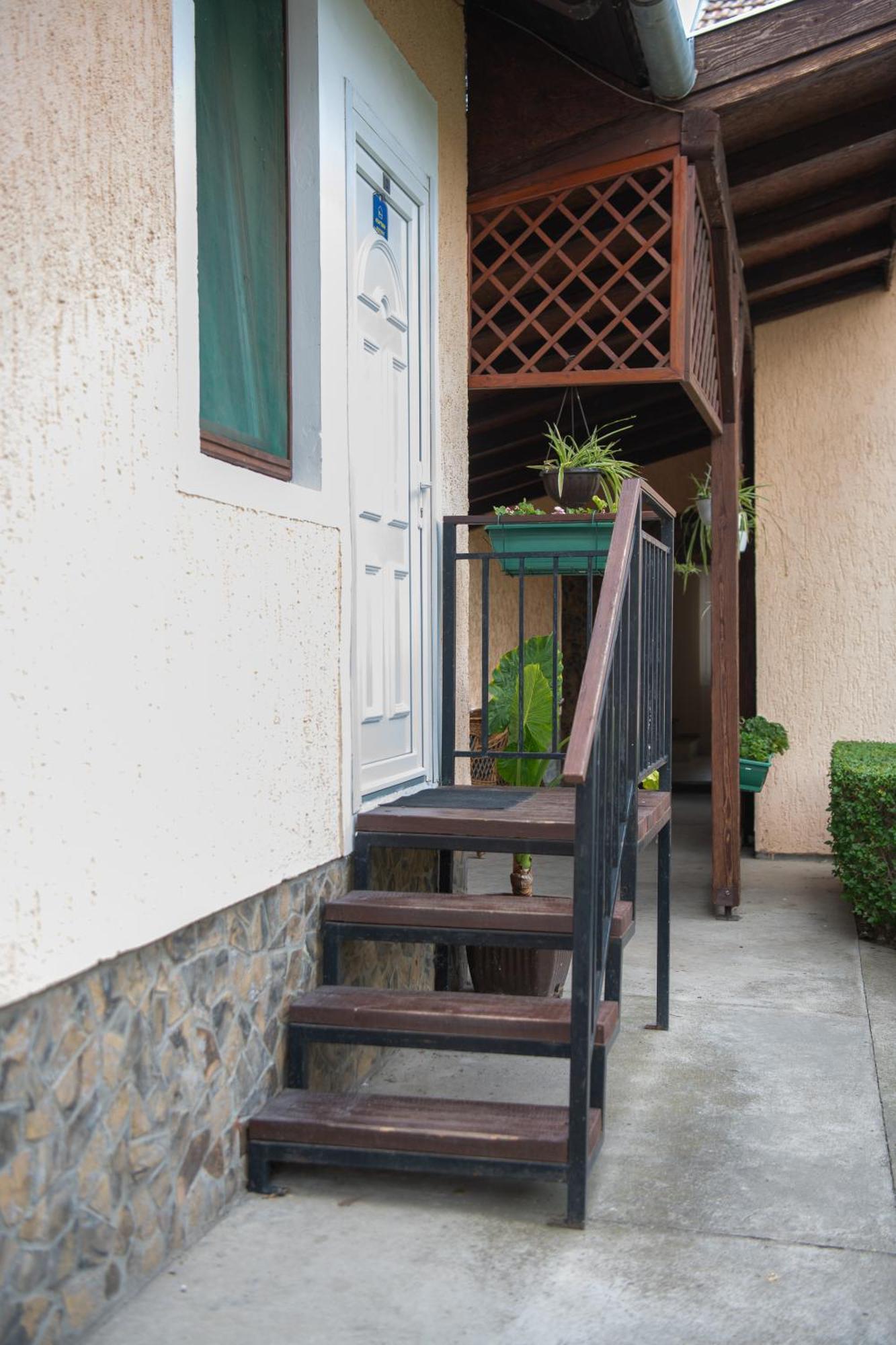 Guesthouse Kristina Palic Ngoại thất bức ảnh